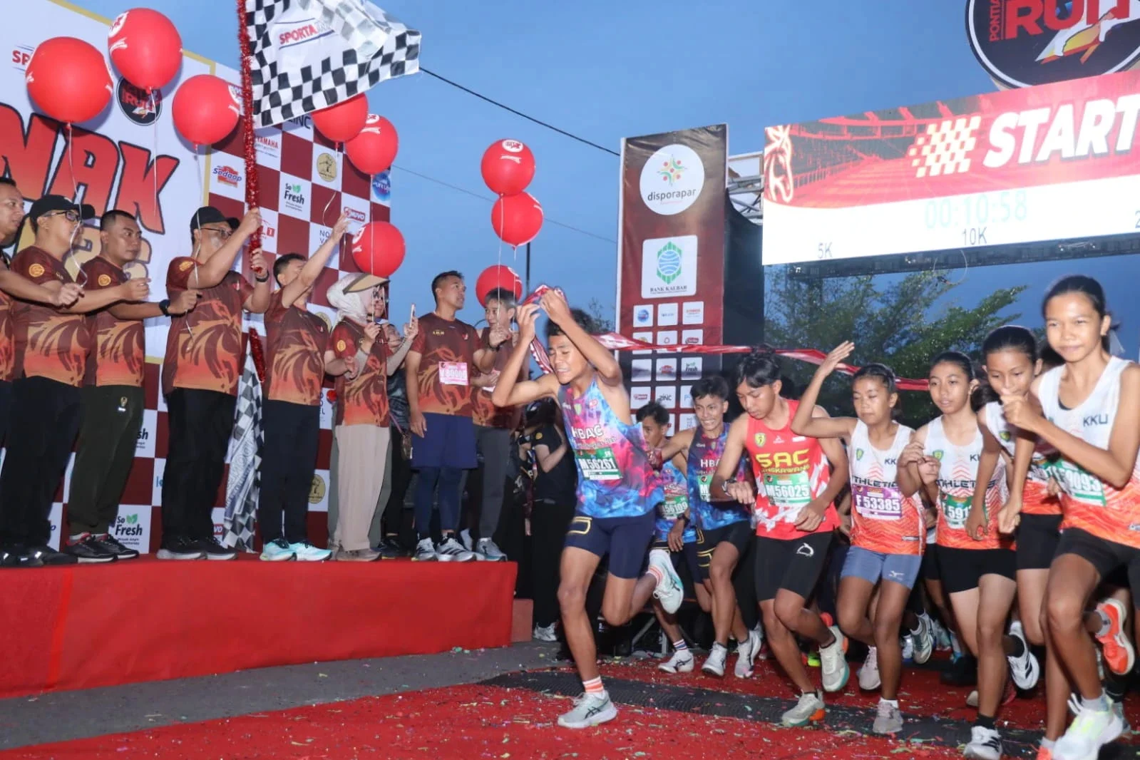 Ribuan pelari memulai Pontianak City Run 2026 di pusat kota Pontianak