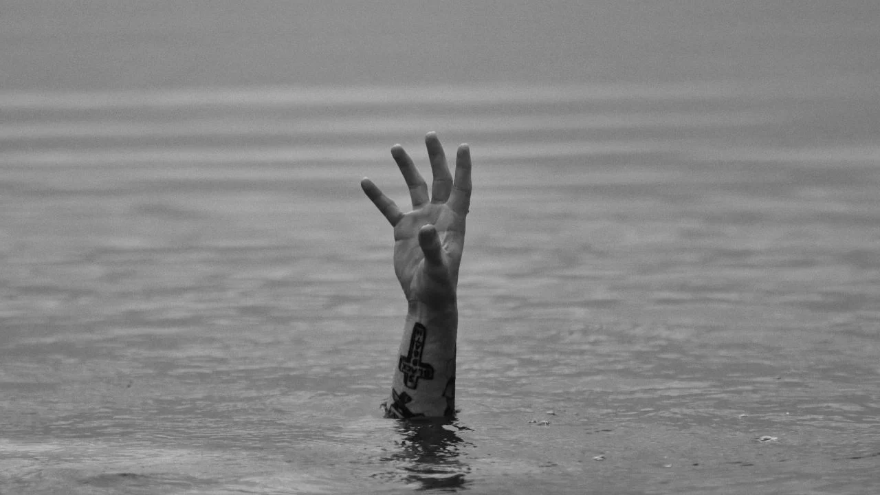 Kasatpol PP Sambas yang gugur menyelamatkan putranya di Pantai Temajuk