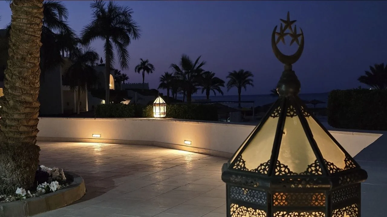 variasi durasi puasa Ramadan 2026 di berbagai negara mulai dari 12 hingga lebih dari 16 jam per hari.