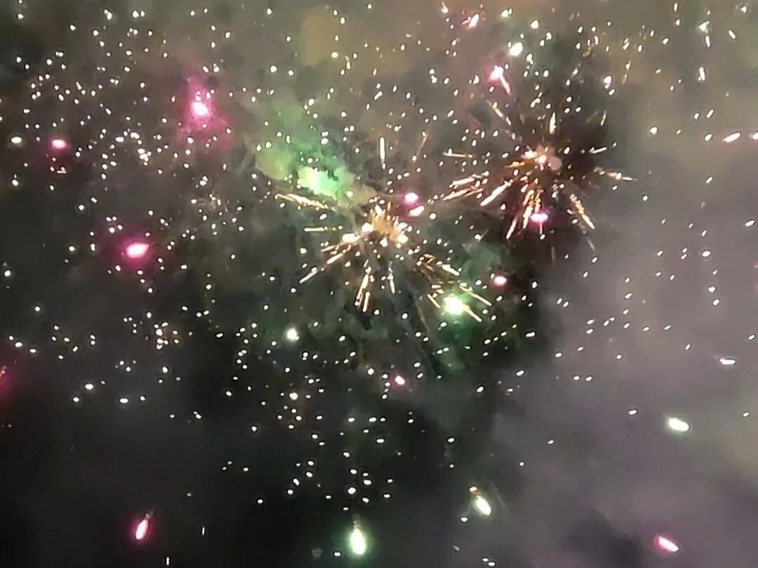 Ilustrasi perayaan pesta kembang api di Pontianak saat Imlek di Jalan Gajah Mada