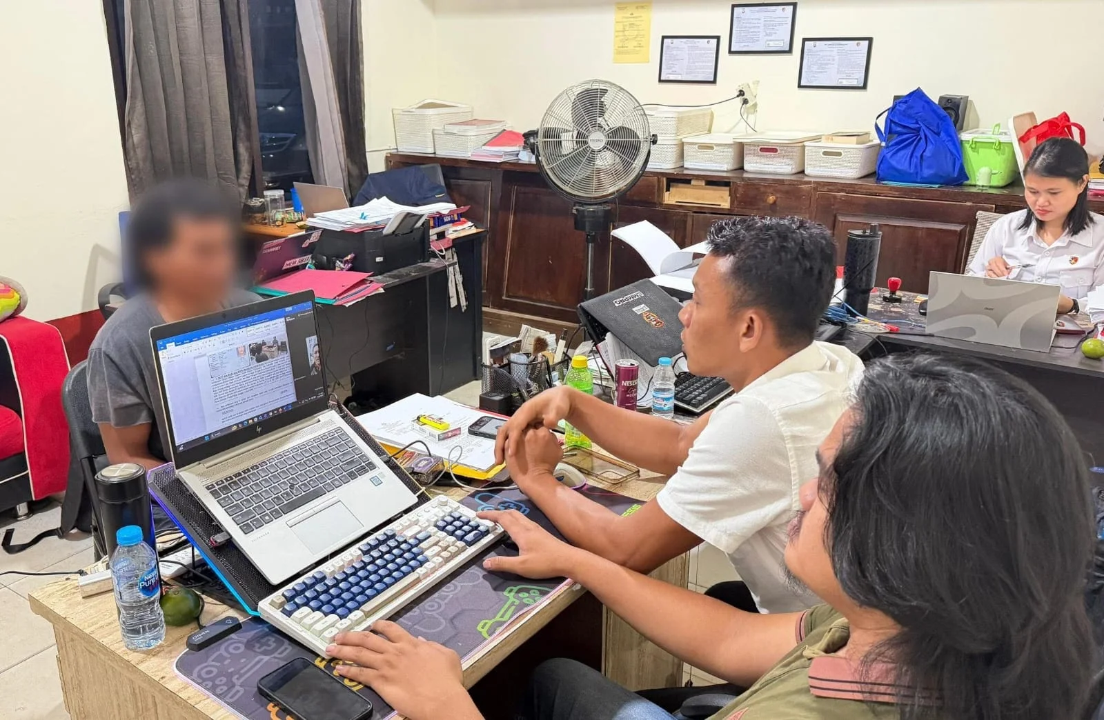 Suasana kantor polisi di Sekadau