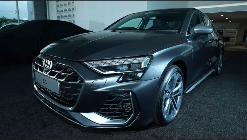 audi s3 terbaru tampilan depan sporty