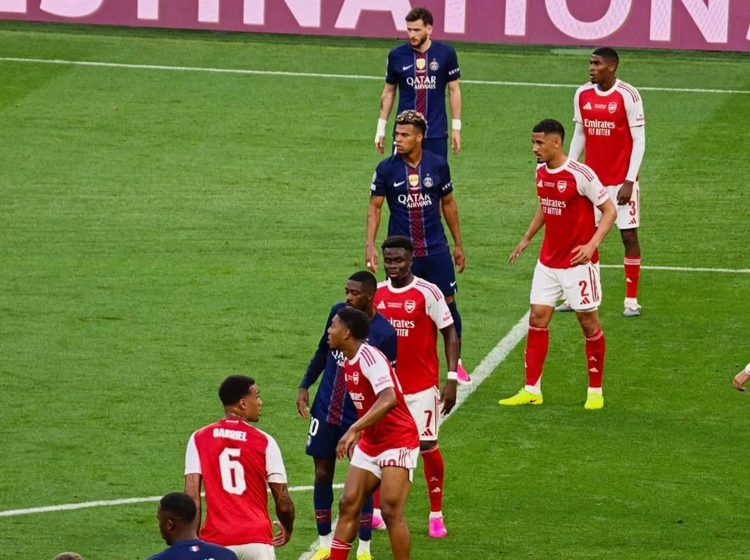 Mikel Arteta dan Luis Enrique dalam duel taktik PSG vs Arsenal di Liga Champions