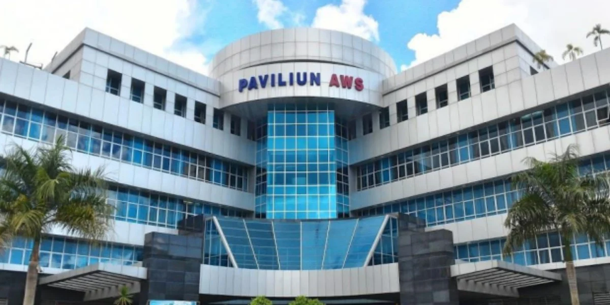 Gedung RSUD AWS Abdul Wahab Sjahranie Samarinda yang kini tengah tersandung kasus dugaan malpraktik operasi jantung.