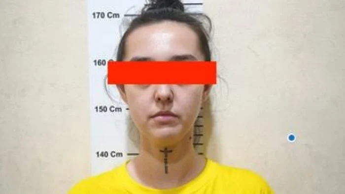 penangkapan artis berwajah bule yang terlibat jaringan scammer di Solo Baru